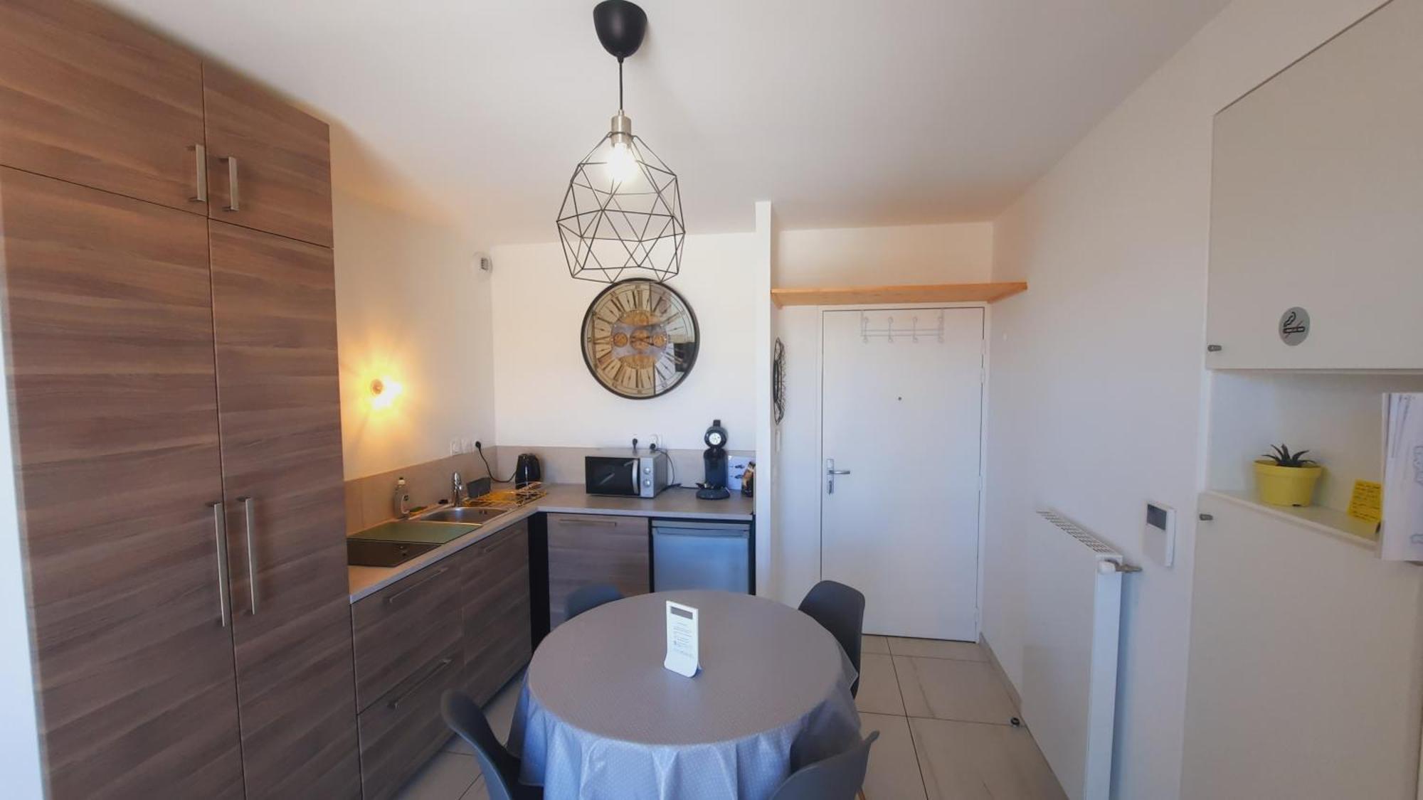 Ferienwohnung Terrasse De La Gare Lyon Exterior foto